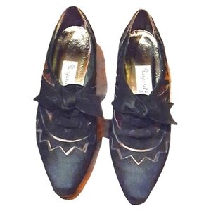 Margaret‎ Jerrold - Metallic Suede Bow Cut Out Loafers